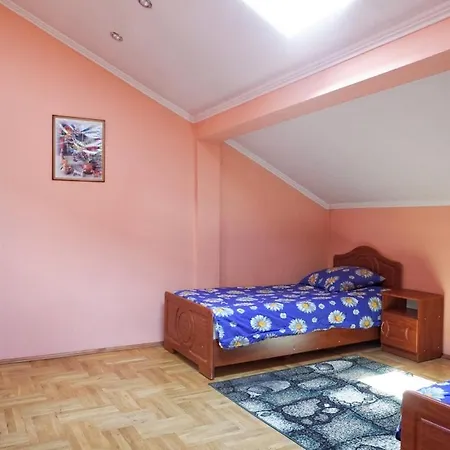 4-ком.люкс в центре. *